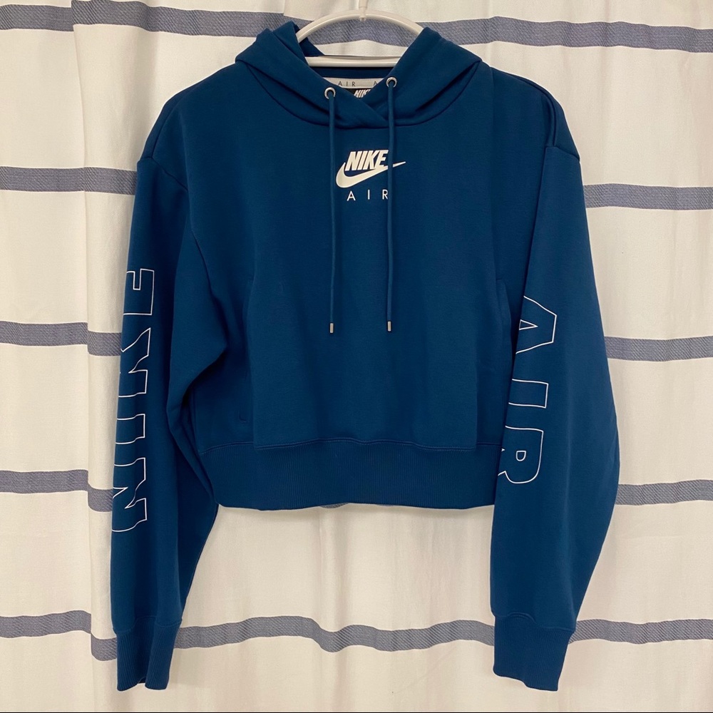 Nike Sweater